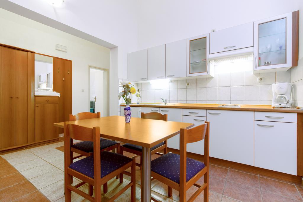 Vila Jadranka Vodice Exterior photo